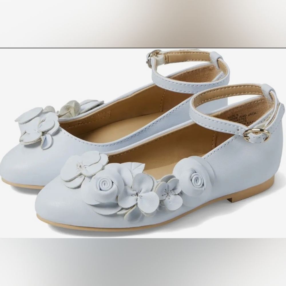 NWOT - Janie & Jack White floral dress shoes